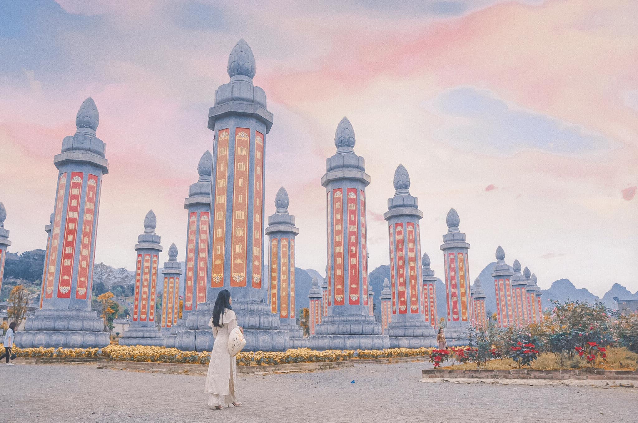 Hướng Dẫn Đặt Vé Tham Quan Khu Du Lịch Tam Chúc Năm 2026